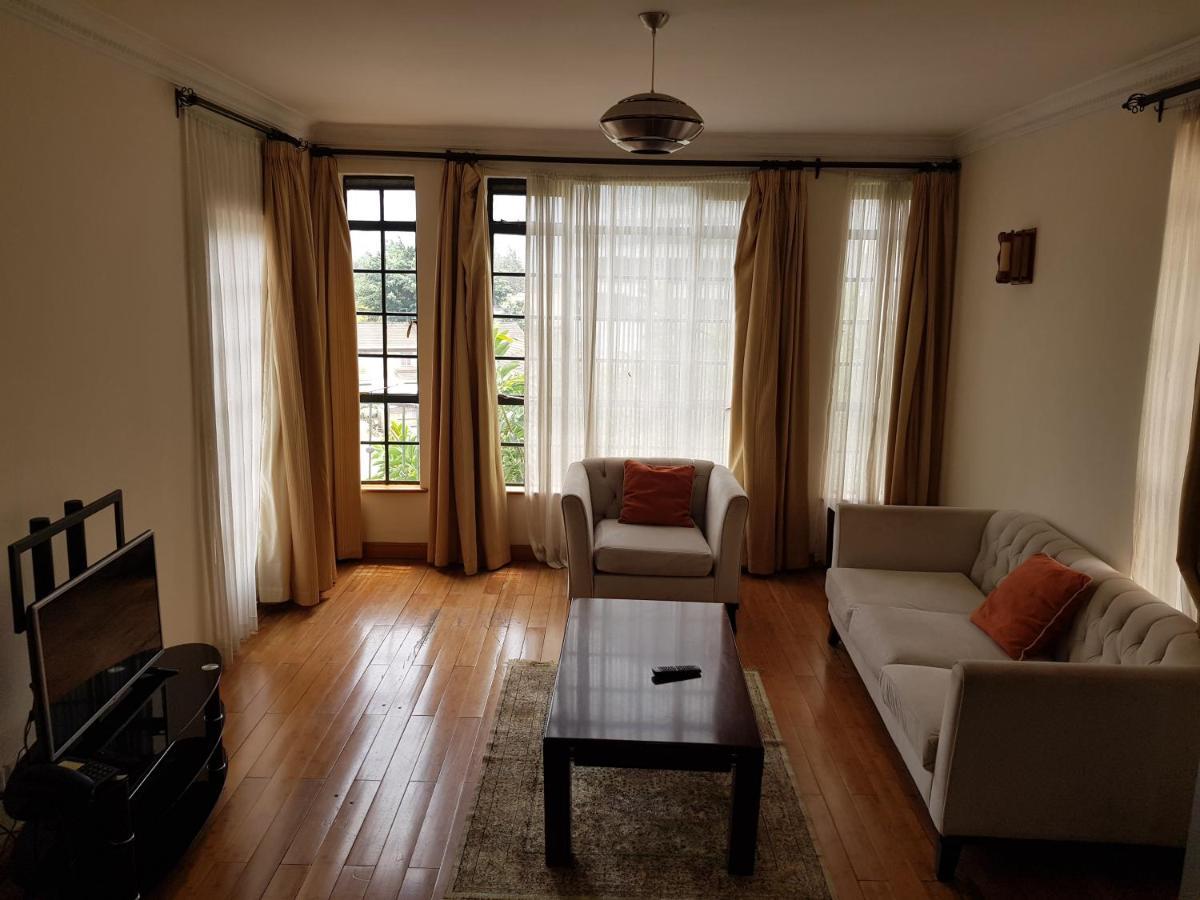 Natural Oak Apartments Nairobi Esterno foto