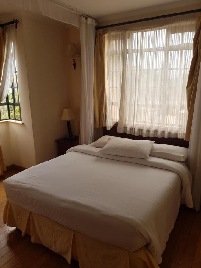 Natural Oak Apartments Nairobi Esterno foto