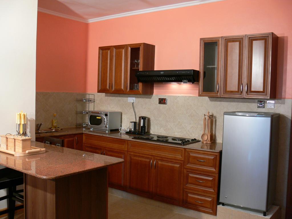 Natural Oak Apartments Nairobi Camera foto