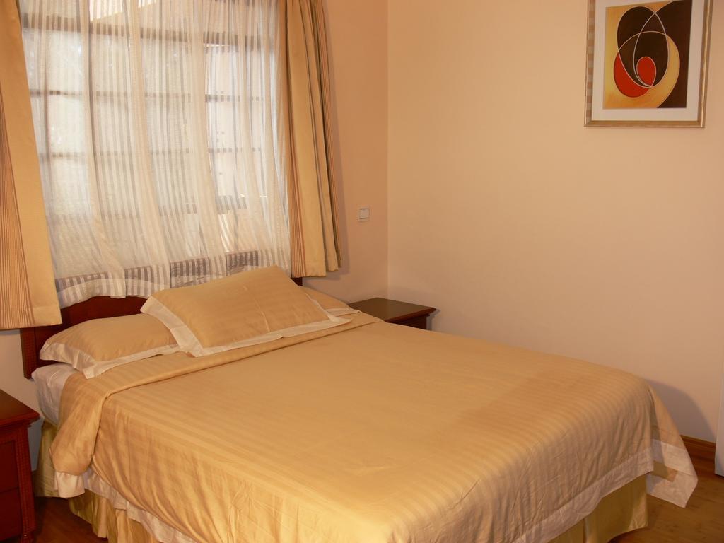 Natural Oak Apartments Nairobi Camera foto