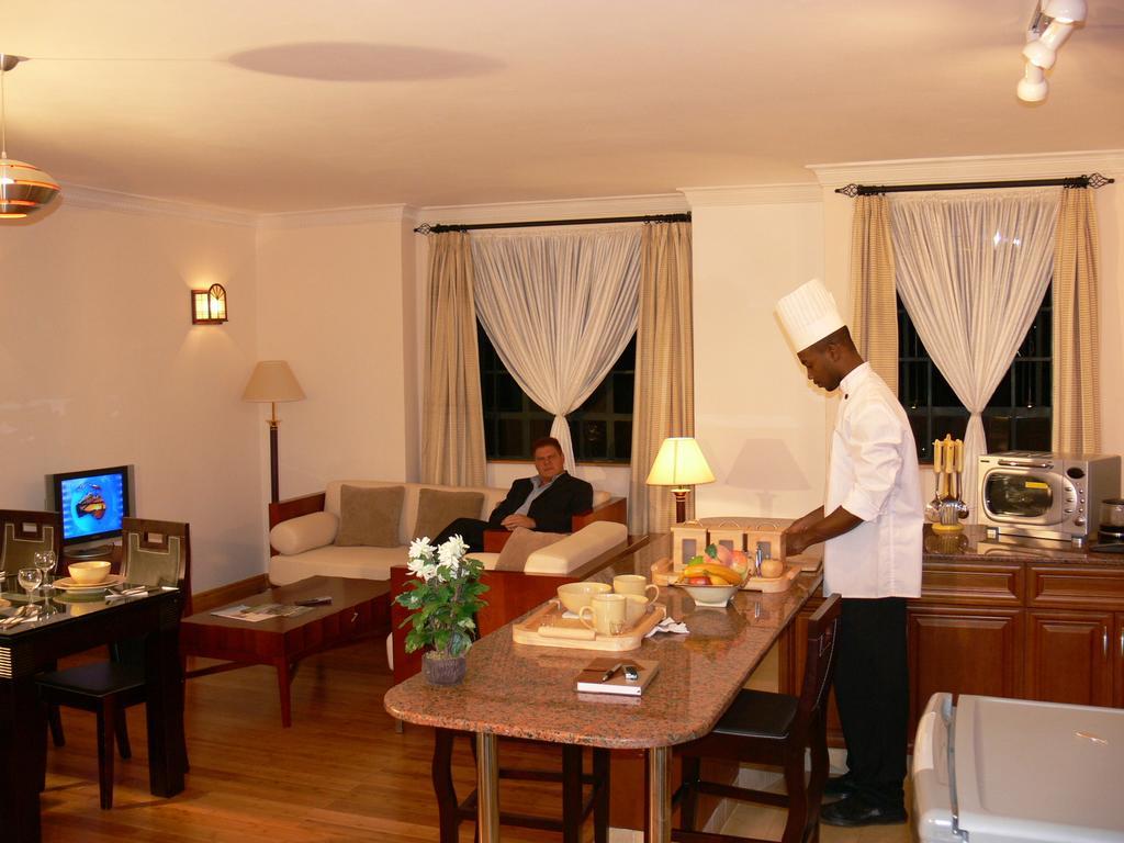 Natural Oak Apartments Nairobi Camera foto
