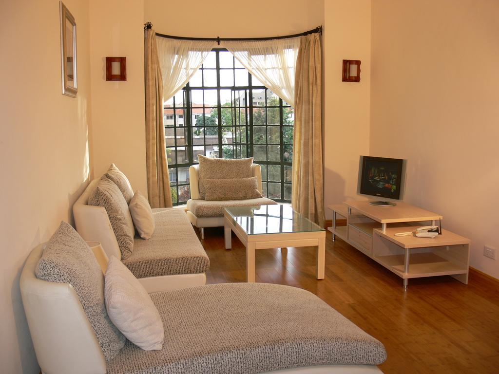 Natural Oak Apartments Nairobi Camera foto