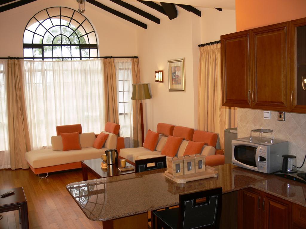 Natural Oak Apartments Nairobi Camera foto