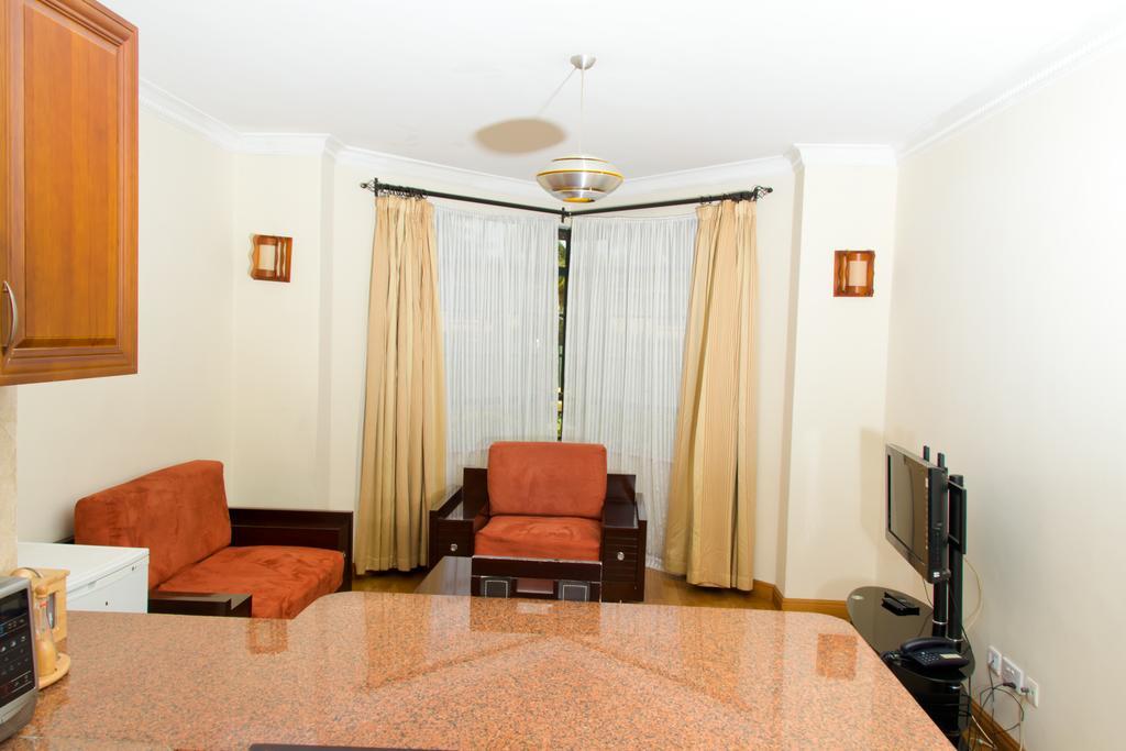 Natural Oak Apartments Nairobi Esterno foto